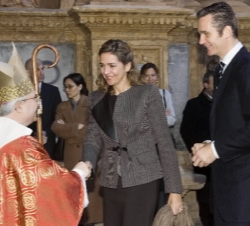 Los Duques de Palma reciben el saludo del Obispo de Palma de Mallorca