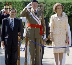 Sus Majestades los Reyes, durante la celebración del acto