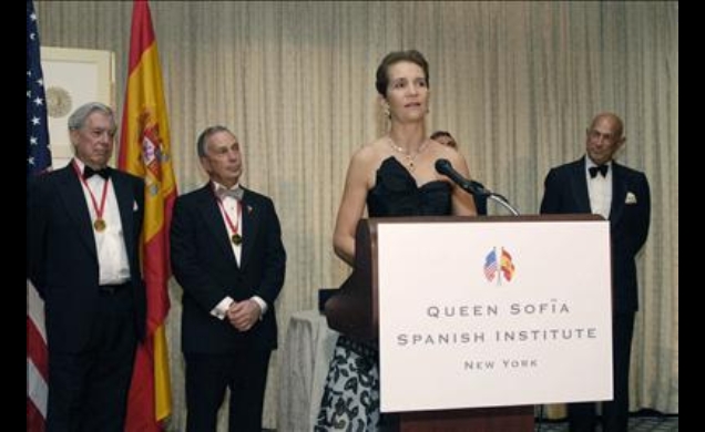Su Alteza Real la Infanta Doña Elena durante su intervención
