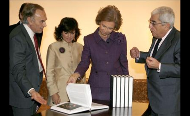 Su Majestad la Reina, junto a la ministra de Cultura, Carmen Calvo, el presidente del Patronato del Prado, Rodrigo Uría y el presidente de la Fundació