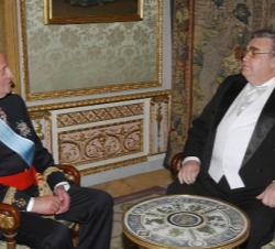 El Rey con el Embajador de la República de Eslovaquia