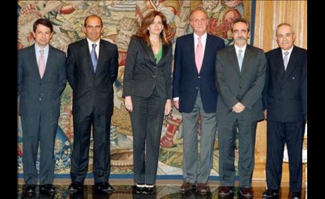 Don Juan Carlos, con los miembros del Comité de Dirección de IBM España