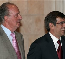 Don Juan Carlos, con el presidente del Gobierno de las Islas Baleares