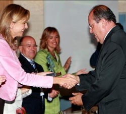 La Infanta Doña Cristina entrega el galardón a Juan Manuel Suárez del Toro
