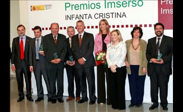 Su Alteza Real la Infanta Doña Cristina, el ministro de Trabajo, Jesús Caldera y la secretaria de Estado de Servicios Sociales, Familias y Discapacida