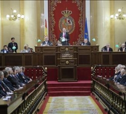 Don Juan Carlos durante su intervención en el Senado