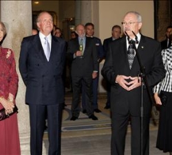 Sus Majestades los Reyes junto a Sus Excelencias el Presidente de la República Eslovaca y Señora, durante la recepción