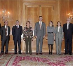 Sus Altezas Reales los Príncipes de Asturias durante la audiencia al Consejo de Administracion y Direccion de La Voz de Avilés