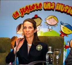 Su Alteza Real la Infanta Doña Elena, durante la presentación de la VIII edición de la Campaña Solidaria "Un Juguete, Una Ilusión"
