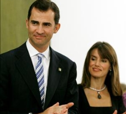 Don Felipe y Doña Letizia durante el acto de inauguración de la exposición "Visión de España"