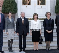 Sus Majestades los Reyes junto a Sus Altezas Reales los Príncipes de Asturias y Sus Excelencias el Presidente de Rumanía y la Señora Basescu, momentos
