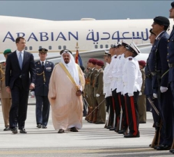 Su Alteza Real el Príncipe de Asturias junto a Su Alteza Real el Príncipe Heredero de Arabia Saudí, Sultán Bin Abdulaziz Al-Saud, pasan revista a las 