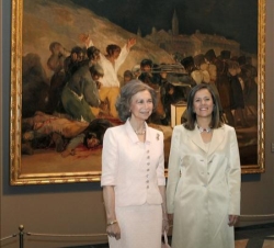 Doña Sofía con la esposa del Presidente de México, Margarita Zavala Gómez del Campo