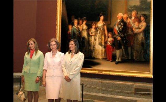 Doña Sofía con la esposa del Presidente de México, Margarita Zavala Gómez del Campo, y la esposa del embajador de México en España, Astrid Casale