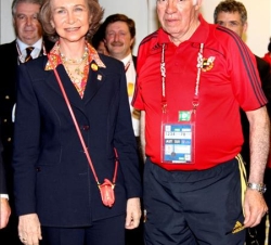 Doña Sofía, con el seleccionador nacional, Luis Aragonés