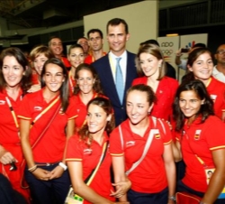 Los Príncipes, con los olímpicos españoles
