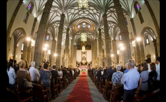 Vista general de la Catedral durante el funeral