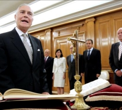 El nuevo presidente del Tribunal Supremo y del Consejo General del Poder Judicial jura su cargo ante Su Majestad el Rey