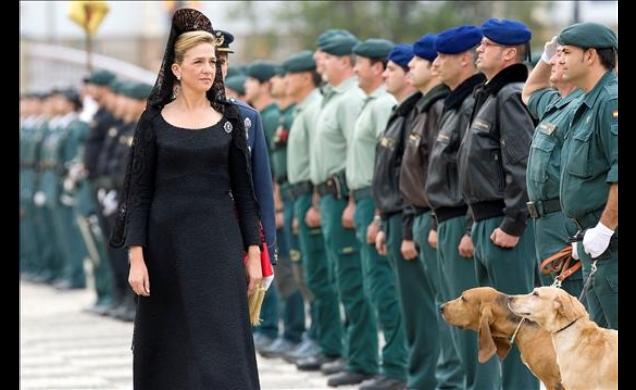 Su Alteza Real la Infanta Doña Cristina durante la revista