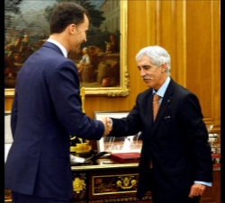 Don Felipe recibe el saludo del presidente de YMCA España, José Antonio Corrales Romeo