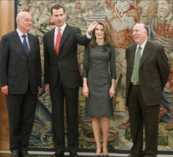 Sus Altezas Reales los Príncipes de Asturias y los presidentes de Aldeas Infantiles SOS España y SOS Internacional