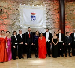 Sus Altezas Reales los Príncipes de Asturias tras el Concierto de Clausura de la XVIII Semana de Música