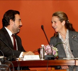 Doña Elena, con el presidente del Comité Paralímpico Español, Miguel Carballeda