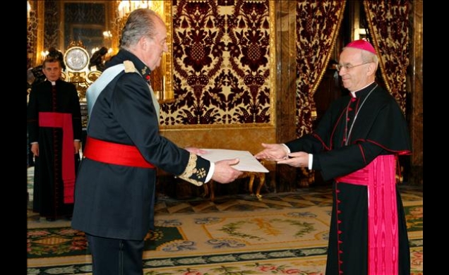Su Majestad recibe las credenciales del nuevo nuncio de la Santa Sede