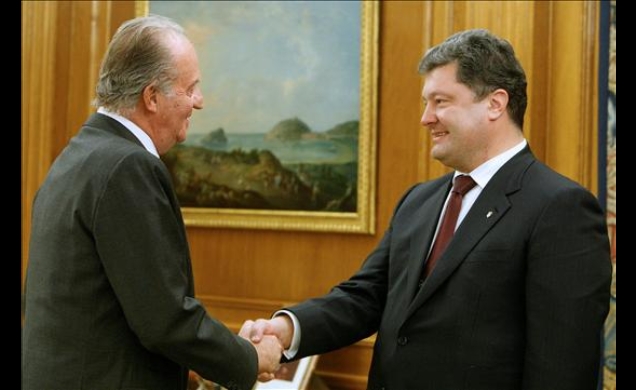 El Rey recibe el saludo del ministro de Asuntos Exteriores de Ucrania