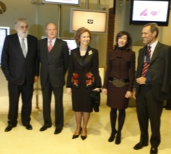 Los Reyes, con el presidente del Grupo Antena 3, la secretaria de Estado de Comunicación, y el consejero delegado del Grupo Antena 3