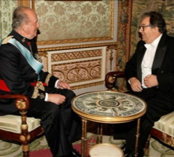 El Rey conversa con el nuevo embajador de Andorra