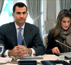 Sus Altezas Reales los Príncipes de Asturias durante la reunión del Consejo Asesor de la Fundación Príncipe de Girona
