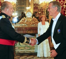 El Rey recibe el saludo del nuevo embajador del Principado de Mónaco