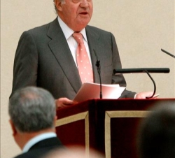 Don Juan Carlos durante su discurso
