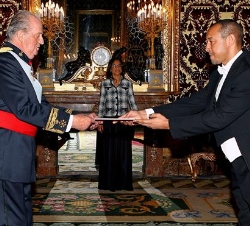 Su Majestad el Rey recibe la Carta Credencial del Embajador de la República de Cabo Verde