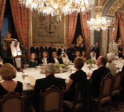 Vista del Comedor de Gala del Palacio Real durante la intervención del Emir de Catar