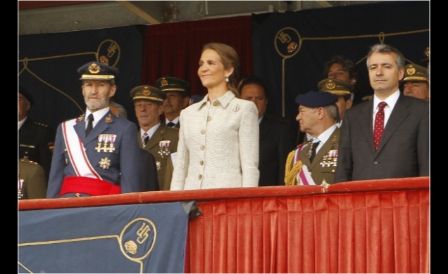 Su Alteza Real la Infanta Doña Elena, en la Tribuna Real