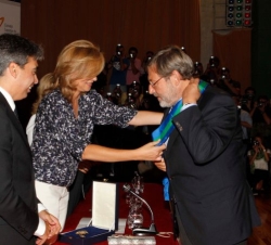 Doña Cristina entrega la Gran Cruz de la Real Orden del Mérito Deportivo al exsecretario de de Estado para el Deporte, Jaime Lissavetzky