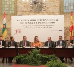 La Princesa, en la mesa presidencial, con Pedro Sanz, José Manuel Blecua, José María Lassalle,Ángel Cano, Alberto Bretón y José Antonio Vera