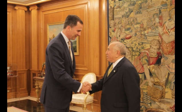 Don Felipe recibe el saludo del Gobernador del Estado de Tocantins (Brasil)