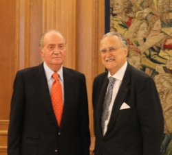 Audiencia a D. Iñaki Azkuna Urreta, alcalde de Bilbao. Su Majestad el Rey acompañado del alcalde de Bilbao 