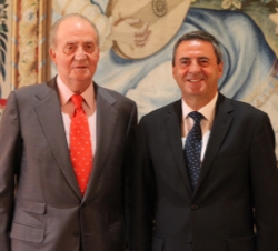 Audiencia a D. Pere Rotger i Llabrés, Presidente del Parlamento de las Illes Balears. Su Majestad el Rey junto al presidente del Parlamento de las Ill
