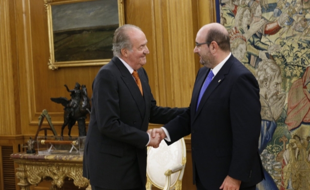 Su Majestad el Rey recibe el saludo del presidente de la Central Sindical Independiente y de Funcionarios (CSI-F), Miguel Borra Izquierdo