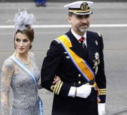 Sus Altezas Reales los Príncipes de Asturias a su llegada a la Nieuwe Kerk, para asistir a la ceremonia de investidura de Su Majestad el Rey Willem-Al