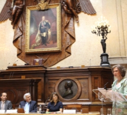Doña Sofía durante su intervención en el Palacio de Sao Bento