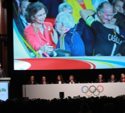 Don Felipe durante su intervención en la presentación de Madrid 2020 ante los miembros del COI