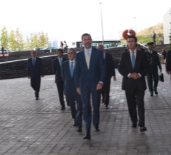 El Príncipe Don Felipe a su llegada a la sede de Telefónica