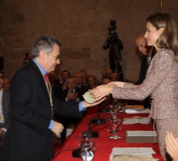 La Princesa de Asturias entrega el Premio de Economía a Frances Xavier Vives