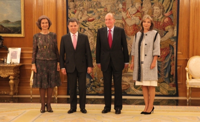 Sus Majestades los Reyes con Sus Excelencias el Presidente de la República de Colombia, Sr. Juan Manuel Santos Calderón, y Sra. de Santos
