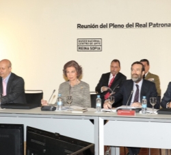Doña Sofía, junto al ministro de Educación, Cultura y Deporte, José Ignacio Wert, el secretario de Estado de Cultura, José María Lassalle, y el presid
